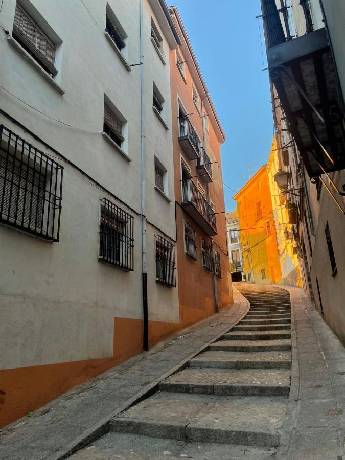 Ateneo Cuenca Suites Con Cocina En El Casco Historico Exterior foto