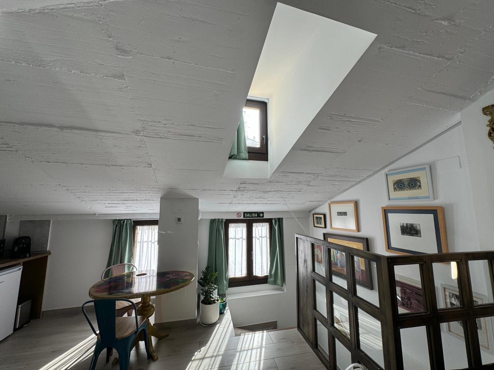 Ateneo Cuenca Suites Con Cocina En El Casco Historico Exterior foto